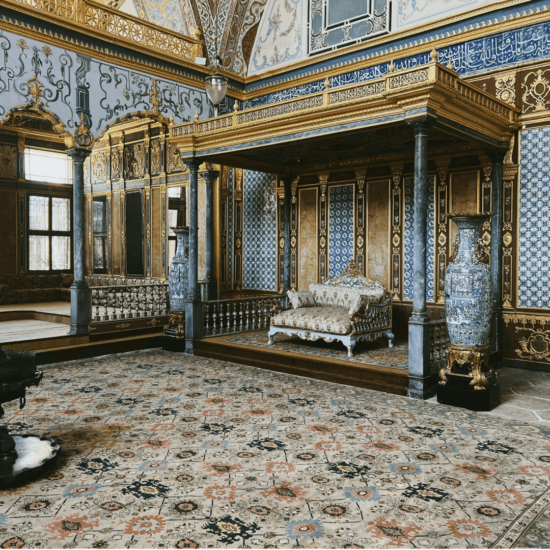 CITY OF TREASURES / Topkapi Palace, Hagia Sophia, Blue Mosque, Hippodrome, Grand Bazaar